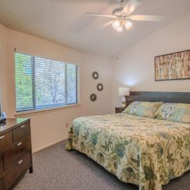 Gorgeous Waterside Holiday Rental in Lakeway with pool & jacuzzi No 6 Primrose