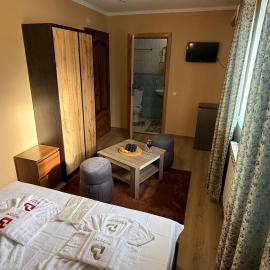 hotel palas Chernivtsi, hotel u gradu Černivci