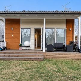 वंता में, होटल Luxury Finnish Home - Sauna, Garden & Train