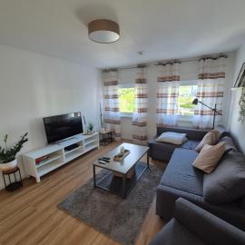 Ferienwohnung in Erftstadt 2 min fußläufig zum Bahnhof, Phantasialand, Köln, Köln Messe, Eifel