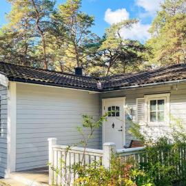 6 person holiday home in YNGSJÖ-By Traum、Yngsjöのホテル