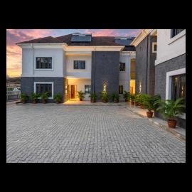 Trake Apartments
