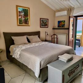 Casa Lunense