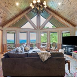 Endless Views, hotel i Mineral Bluff