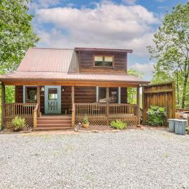 Cabin Hideaway, hotel a Ellijay