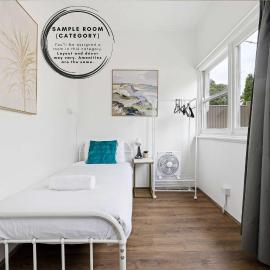 Cozy Single Room - Near Parks & Transit with Shared Bathroom and Kitchen