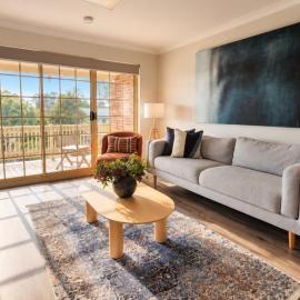 2BR Near Manuka with Pool, Gym and Sauna - Hosted by Canstay