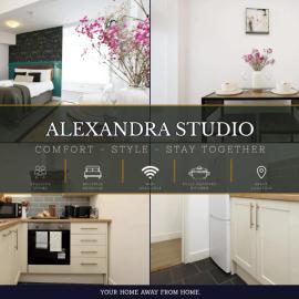 Studio - Kitchen - Parking - Ideal for Contractors
