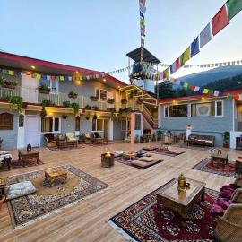 The Wood Inn, hotel u gradu Kalpa