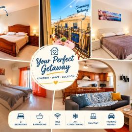 Nr41 holiday apartment - Village centre - Steps from the sea, restaurants, shops and all amenities