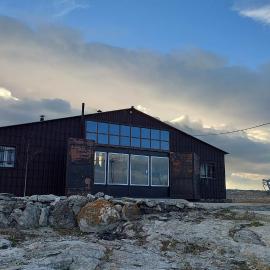 Sevan - Tsovazard Beach House, hotel u gradu Tsovazard