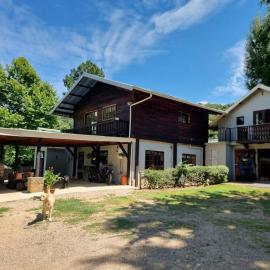 10 Polo Cottage