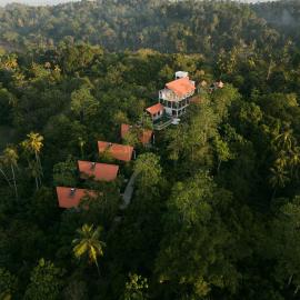 CeyAura Mirissa Eco Lodge, хотел в Мириса
