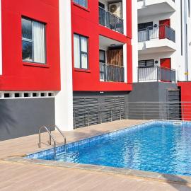 Beaufort Cozy Luxury Hideout, FREE Breakfast, FREE Swimming pools & Gym, 10 mins from Airport, 24-7 Security Guards, Backup Power, Close to Tourist Attractions