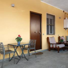 Mirea Guest House, Hotel in Latina