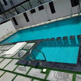The Pool Escape by Aquaterra Resort In Varkala Beach, hotel v destinácii Varkala