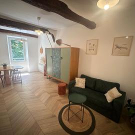 Appart En Provence, Hotel in Belgentier