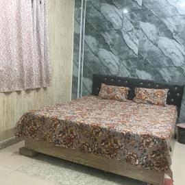 Resort adarsh inn, hotel din Ara