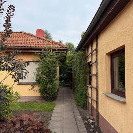 Haus Dieter- Ferienhaus Randberlin, khách sạn ở Werneuchen