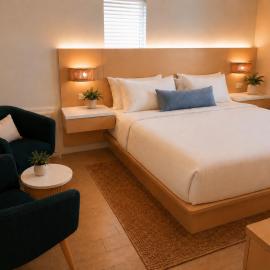 Chateau Mar Beach Hotel NEWLY REFURBISHED, hotel in Ormond Beach