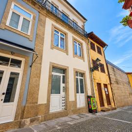 Barcelos Center 3º Piso، فندق في بارسيلوس