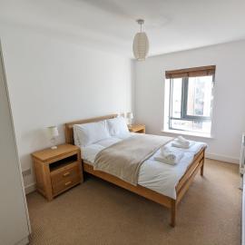 Best Location! Central Belfast! Free Secure Parking! Ideal for Longer Stays!
