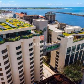 Silo 240 no Recife Antigo com Duas Coberturas de Lazer, Piscinas, Academia, Coworking e Vista Mar, Próx ao Marco Zero by Carpediem