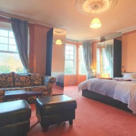 4-bedroom Victorian Home Belfast