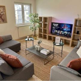 Perfect City Escape 2BR Flat w parking near the train station