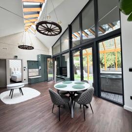 Elite House Silver Apartments