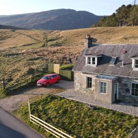 Birch Cottage, hotel in Laggan
