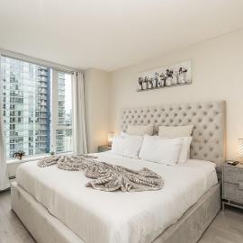 Home Away From Home 2BR 3 BD 2 BTH AC 6 guests with Amazing water view