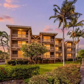 Kona Bali Kai 234 - Studio Condo with AC, Pool, Beach - Kailua-Kona - Steps to Banyans Beach Fun