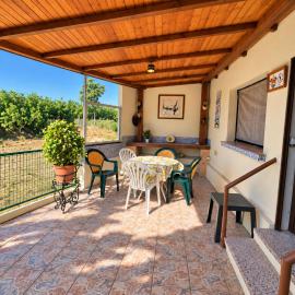 Casa Rural Oliver - Bardenas, отель в городе Вальтьерра