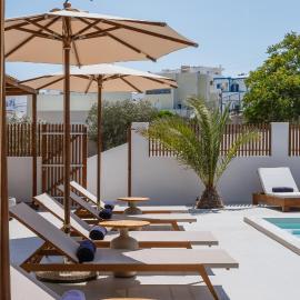 Breaq Santorini - Margarita Hotel, хотел в Фиростефани