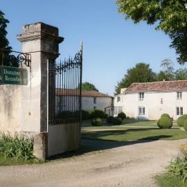 Domaine de Rennebourg, hotelli kohteessa Saint Denis Du Pin