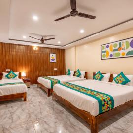 Treebo SG Square Grand Near Auroville Beach, hotel i Kuilapayam