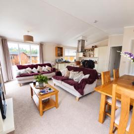 Luxury Cheshire House with Indoor Pool, Cinema & Hot Tub