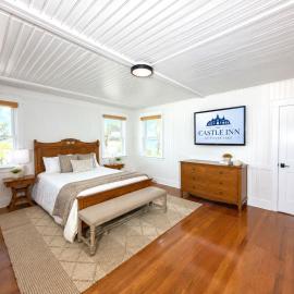 04-The Seashell Suite at The Castle Inn