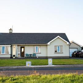Beach view Bungalow