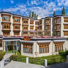 Hotel New Glacier View