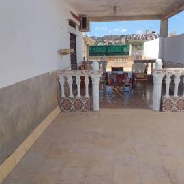 Appartement dans villa donnant sur la terrasse 3 eme étage