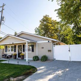 Stylish Cleveland Getaway Near Airport