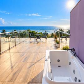 Dacha Sea View, hotel v destinácii Mandrem
