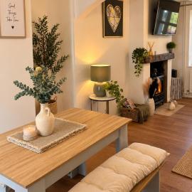 Beautiful Town centre cottage, Pets welcome, viešbutis mieste Rojal Vuton Basetas