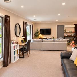 Spacious Luka Court Retreat, BBQ & Cozy Comforts, Ballarat