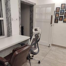 Huge King Suite, hotell sihtkohas Bewār