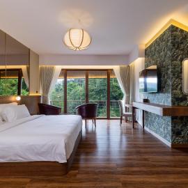 J Valley Resort