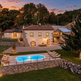 Villa Stancija Kavali stone house, Zvoneća-Opatija