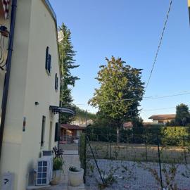 Casa Momi Luxury, hotelli kohteessa Trivignano